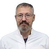 Врач Литвиненко Юрий Иванович