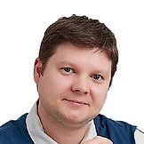 Врач Ломоносов Алексей Владимирович