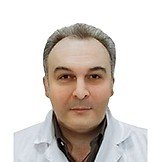 Врач Маградзе Роман Нодарович
