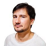 Врач Макаров Дмитрий Андреевич