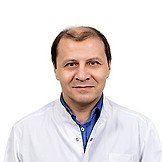 Врач Мамонтов Олег Викторович