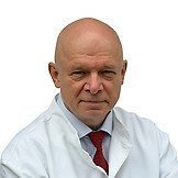 Врач Мамонтов Виктор Дмитриевич