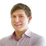Врач Масленников Дмитрий Алексеевич