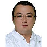 Врач Невирович Евгений Станиславович