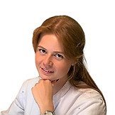Врач Нежаренко Алиса Андреевна