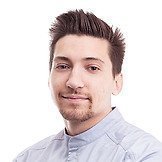 Врач Николаев Роман Александрович