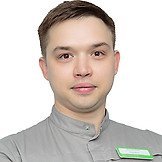 Врач Николайчук Леонид Игоревич