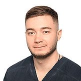 Врач Петров Иван Олегович