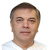 Врач Пириев Эльдар Гейдарович
