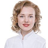 Врач Попова Полина Ивановна