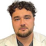 Врач Попрыгаев Михаил Викторович