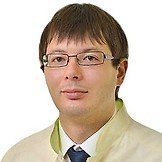 Врач Прялухин Иван Александрович