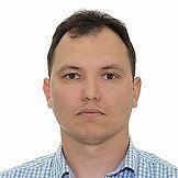 Врач Раупов Ринат Каусарович