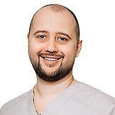 Врач Ревтович Антон Аркадьевич