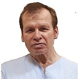 Врач Сапоньков Владимир Иванович