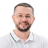Врач Савостиков Роман Андреевич