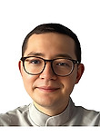 Врач Селянинов Дмитрий Андреевич