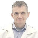 Врач Шахатуни Юрий Николаевич