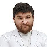 Врач Шамхалов Заур Анверович