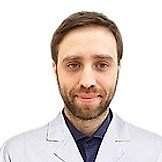 Врач Шумков Владимир Андреевич
