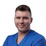 Врач Шушерин Евгений Александрович