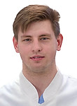 Врач Шувалов Даниил Алексеевич