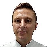 Врач Стародубцев Евгений Геннадьевич