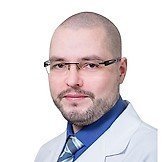 Врач Сурагин Евгений Александрович