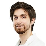 Врач Сутюшев Ринат Маратович