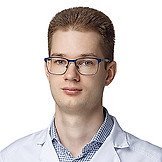 Врач Тарасов Владимир Андреевич