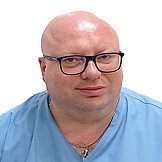Врач Тецкий Руслан Владимирович