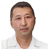 Врач Усунгван Вячеслав Дмитриевич