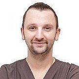 Врач Василенко Антон Сергеевич