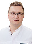Врач Волков Антон Максимович