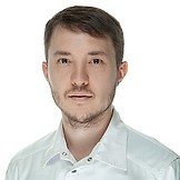 Врач Захаров Денис Сергеевич