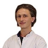 Врач Захаров Георгий Владимирович