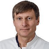 Врач Желнинов Михаил Георгиевич