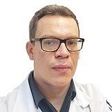Врач Жирохов Петр Геннадьевич