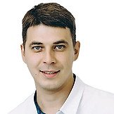 Врач Жухаев Шамиль Расулович