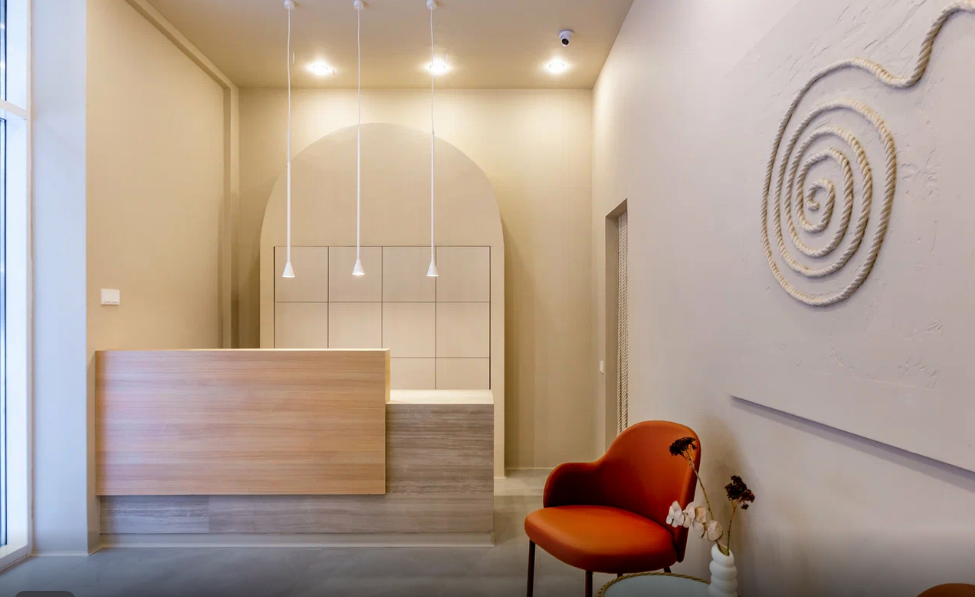 ALVI clinic Парадная (Алви клиник)