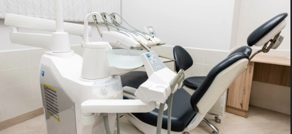 Центр эстетической стоматологии Dental Clinic (Дентал Клиник) на Оптиков
