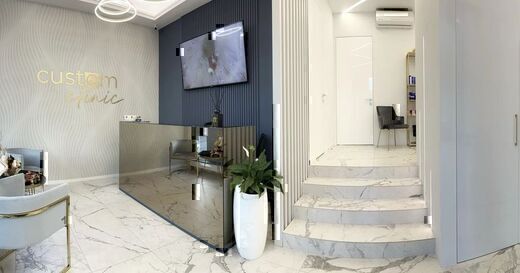 Custom Clinic (Кастом Клиник)