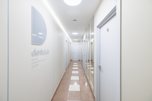 Dentalab (Денталаб) на Большеохтинском