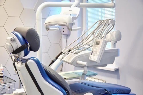 Стоматология Dental clinic 16+16 (Дентал клиник)